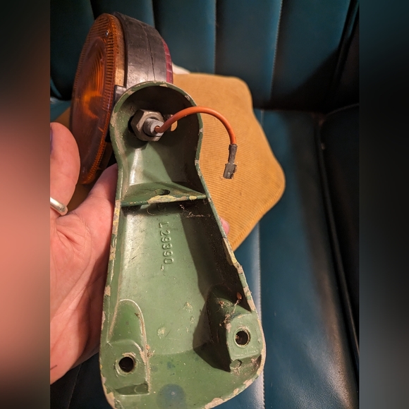 Vintage tractor lights - Picture 2 of 4